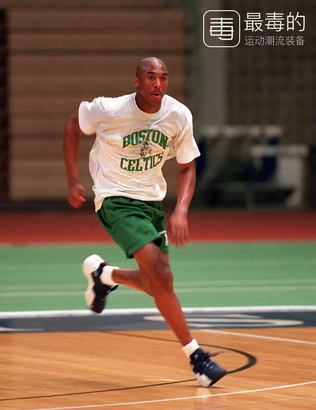 传奇落幕——科比职业生涯赛场球鞋完全回顾