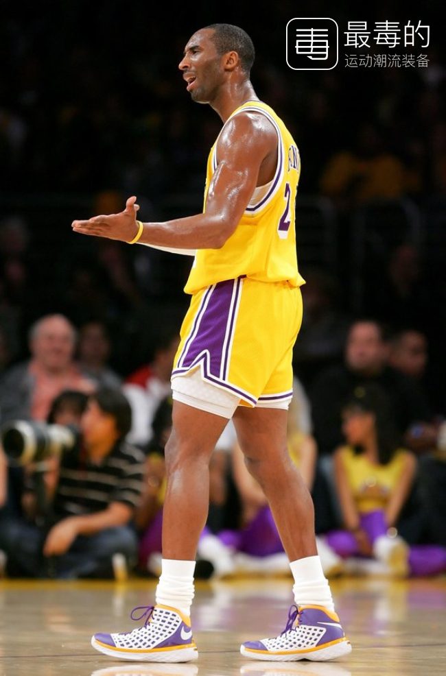 传奇落幕——科比职业生涯赛场球鞋完全回顾