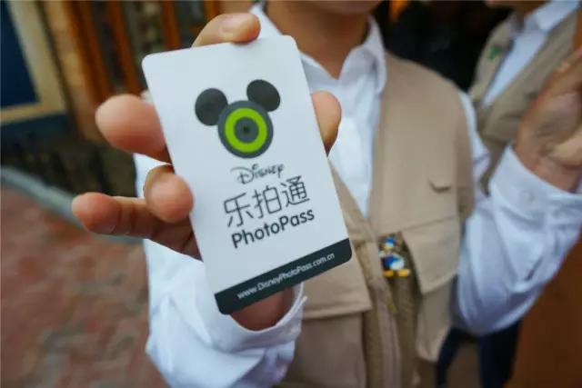 上海迪士尼官方导览第一天，我们收获了如下游园技巧