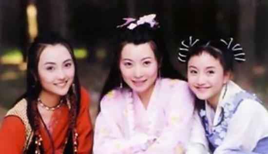 她16岁出道，19岁*款贷**养家，虽演技不俗，却一直不温不火