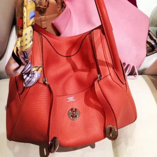 大牌包包有哪些实用耐背的,撞包的原因