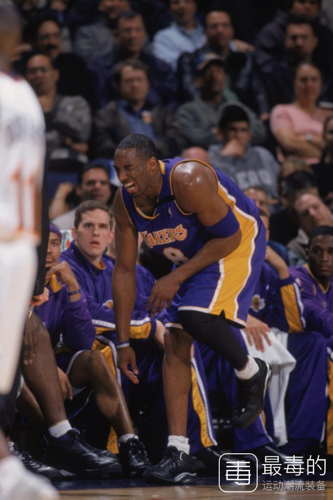 传奇落幕——科比职业生涯赛场球鞋完全回顾