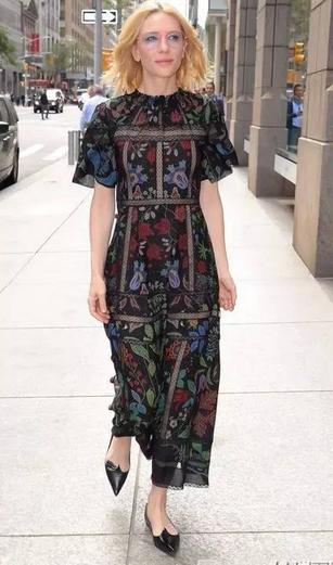 平底鞋还是带点跟的好,平底鞋好看还是粗跟好看