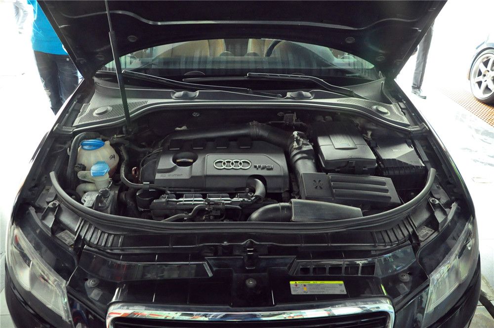 奥迪a3时尚型和高尔夫rline,买高尔夫8代还不如买奥迪a3二厢