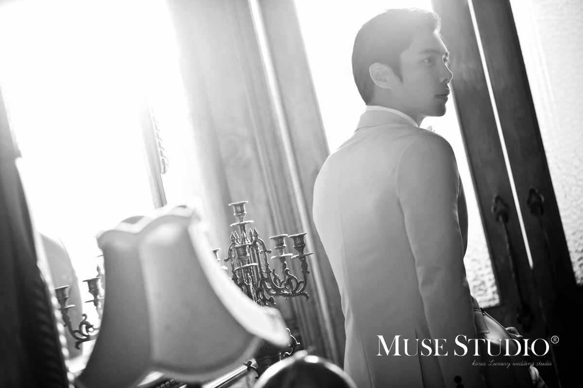 海南拍韩式婚纱照哪里好,今天拍一组复古婚纱照