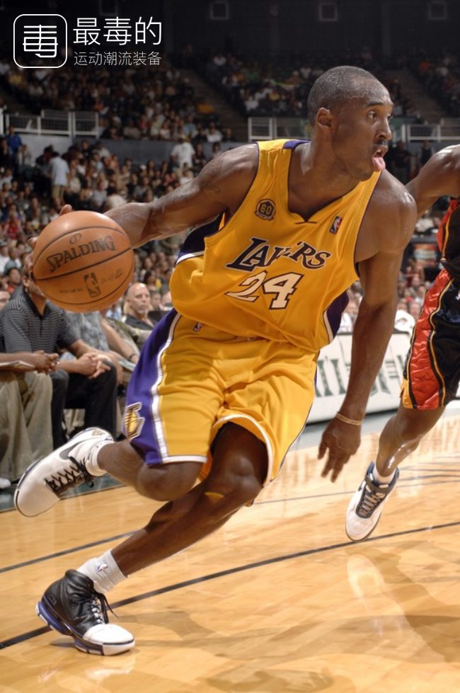 传奇落幕——科比职业生涯赛场球鞋完全回顾