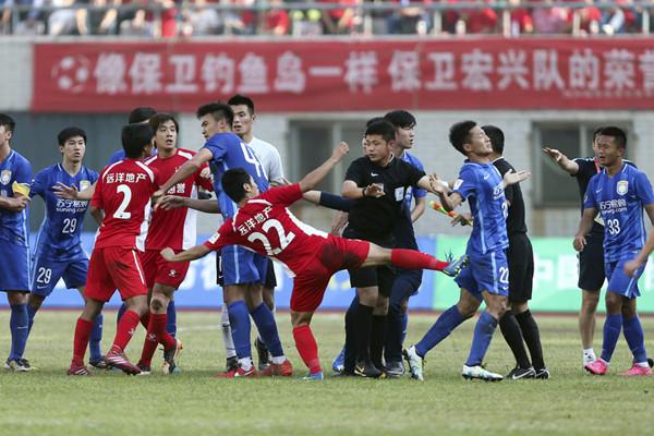 法律行家：武汉宏兴的球场*力暴**已构成4项犯罪事实，能够量刑！