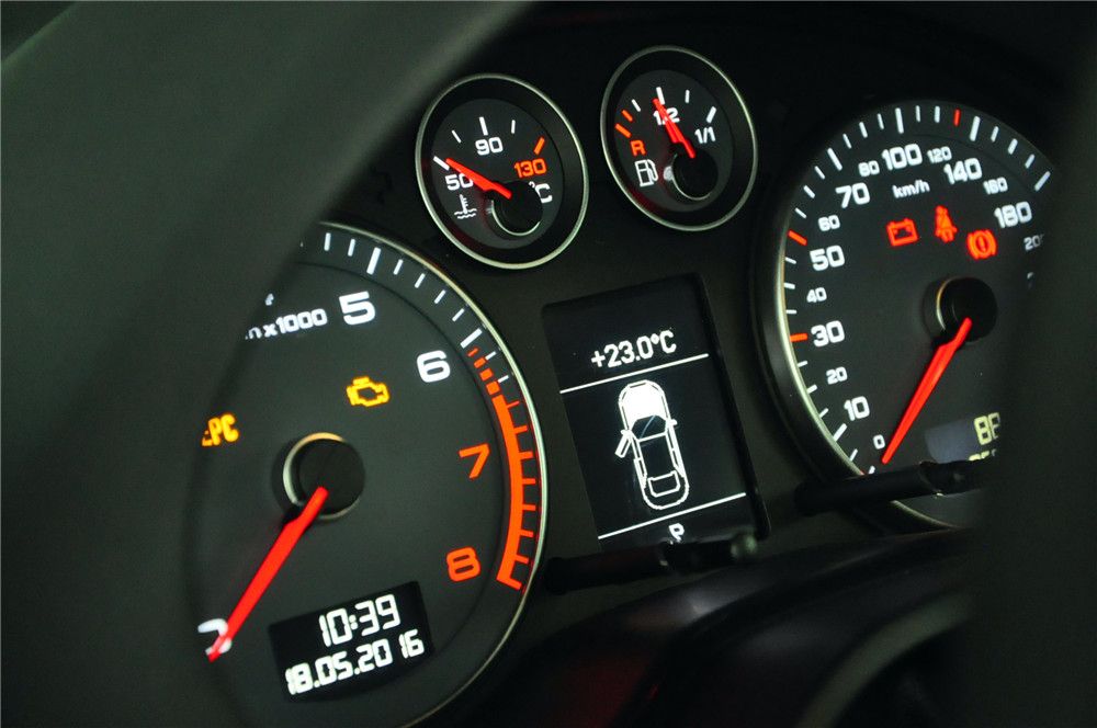 奥迪a3时尚型和高尔夫rline,买高尔夫8代还不如买奥迪a3二厢