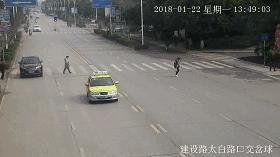 「曝光台」桂JGP212、桂JP6168、桂JC1383请注意！你们车前有行人！