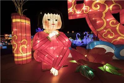 超级独家小编带你去灯会内场探秘,超级灯会都有啥表演活动