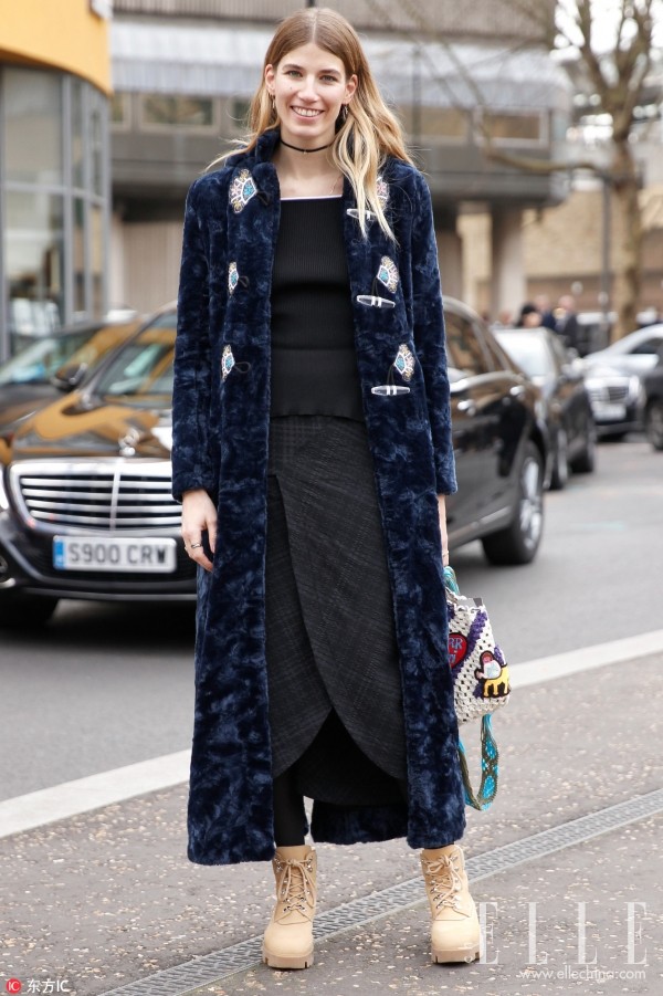 大衣千千万，到底哪件合适脸黑个矮没脖子……的你？