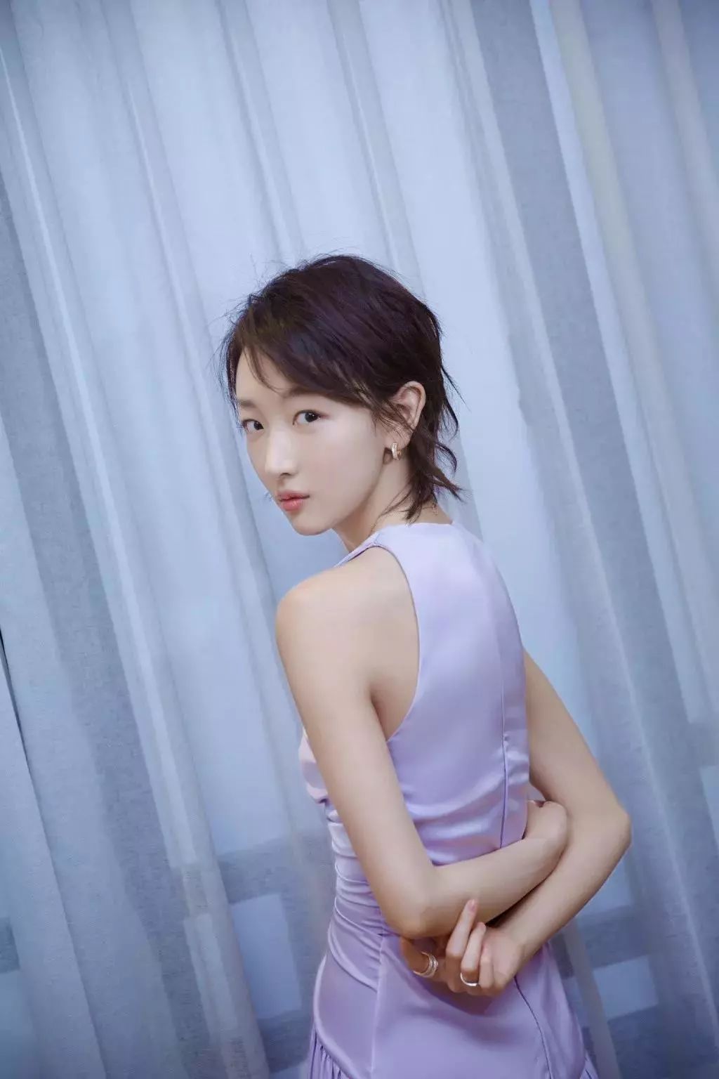 周冬雨港台资本,周冬雨港圈资源