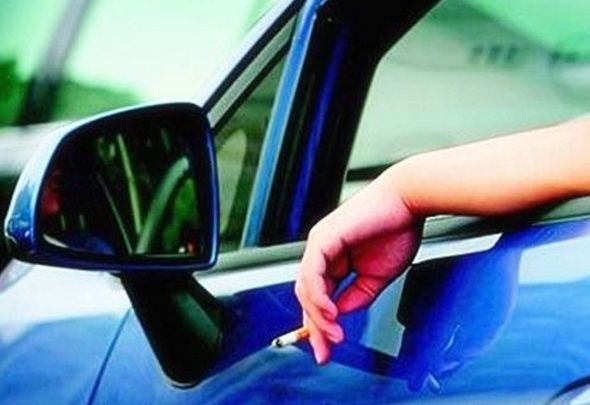 车上没有灭火器反光背心怎么处罚,汽车年检不用灭火器和反光背心