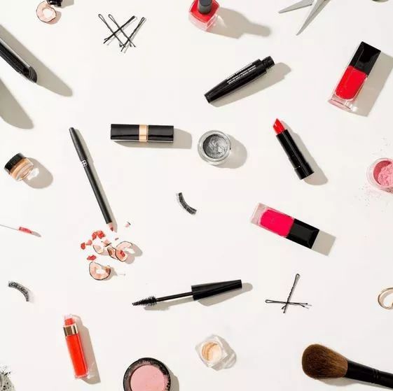 新的一年梳妆台也要断舍离，从此开启开挂般的人生！