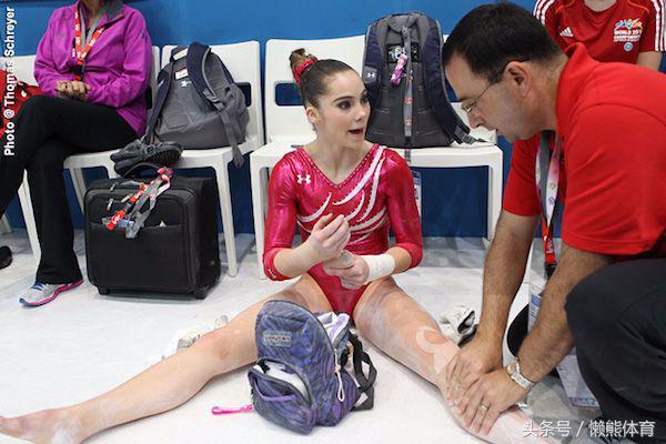 恶魔队医获刑175年，可他为什么性侵百余女性还逍遥法外这么久？