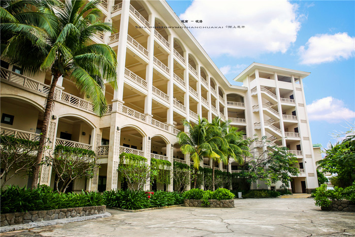 周末越南团进入东兴旅游,节假日去越南旅游怎么样