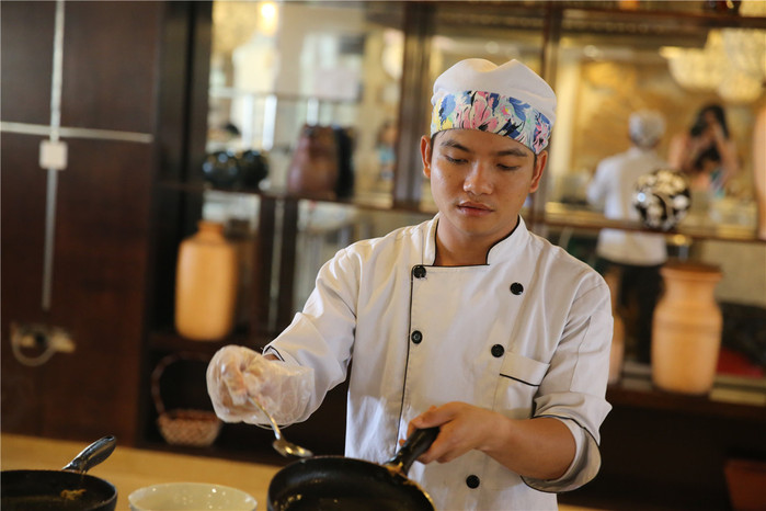 周末越南团进入东兴旅游,节假日去越南旅游怎么样