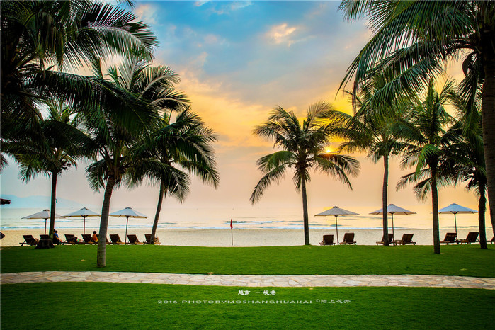 周末越南团进入东兴旅游,节假日去越南旅游怎么样