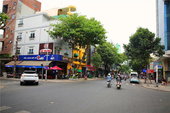 周末越南团进入东兴旅游,节假日去越南旅游怎么样