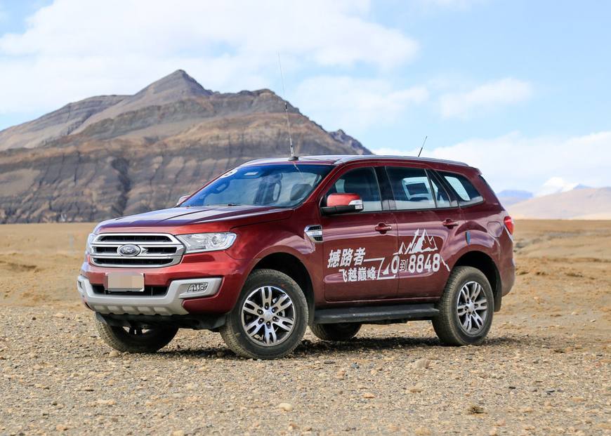 福特撼路者和xt6哪个好,福特撼路者对比mux