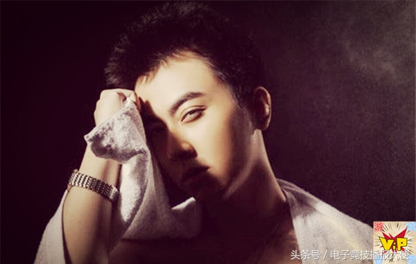 吃鸡与蛇哥,吃鸡的蛇哥