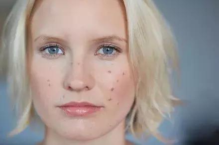 00后中年护肤品,什么护肤合适30岁左右的人用