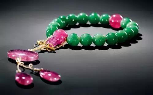 清朝官员为何戴108颗朝珠,朝珠清代108颗是多大的珠子