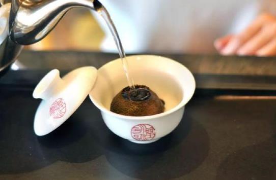 小青柑口感怎样合适什么人喝,小青柑怎么喝才正确