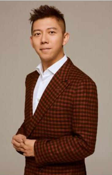 王利芬励志演讲,王利芬对话王健林完全