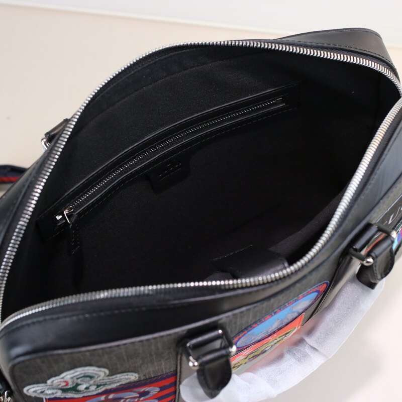 gucci公文包帆布的好还是皮的好,gucci古驰男士印花手提包