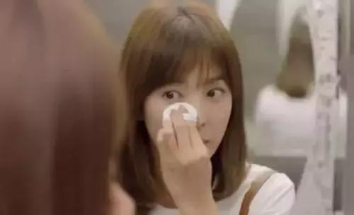 玫琳凯粉底液浅肤色合适什么肤质,圣罗兰粉底液b20合适什么肤色肤质