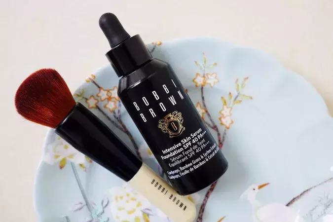 玫琳凯粉底液浅肤色合适什么肤质,圣罗兰粉底液b20合适什么肤色肤质