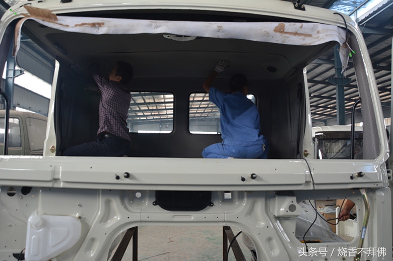 大公司走出来的随州手艺人，红岩金刚杰狮驾驶室一小时装一台