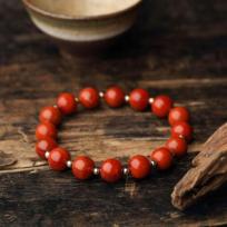 十二星座的幸运色手链 (十二星座的幸运手串)