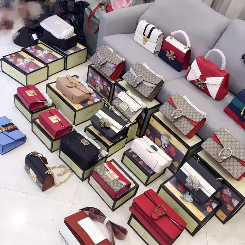 快到情人节你准备好礼物了吗,情人节就要到了你选好礼物了吗