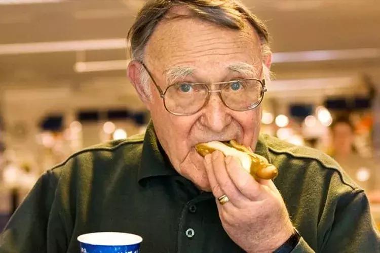 宜家创始人的创业故事,宜家创始人的经营理念简介