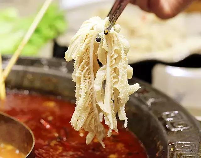 重庆凌晨还能够吃的火锅,凌晨两点才吃上第二顿饭