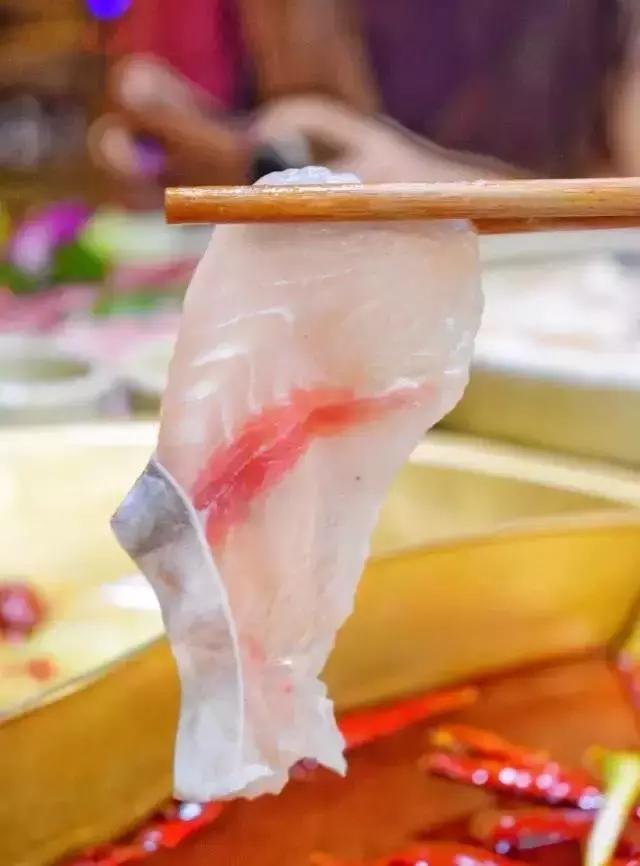 重庆凌晨还能够吃的火锅,凌晨两点才吃上第二顿饭