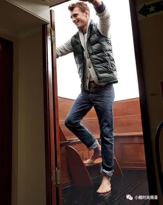 外搭背心应该怎么穿搭,牛仔背心应该怎么搭