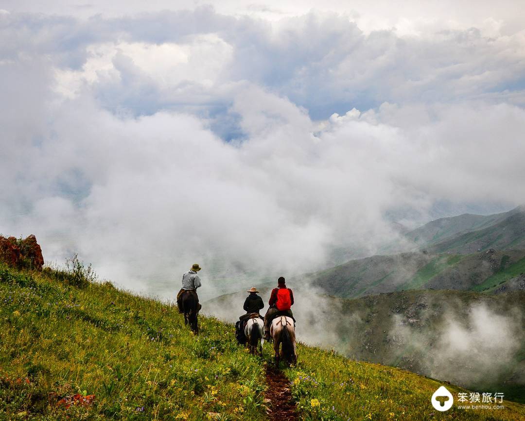 这里曾是中国领土，被誉为「中亚瑞士」，游客3天拿到电子签