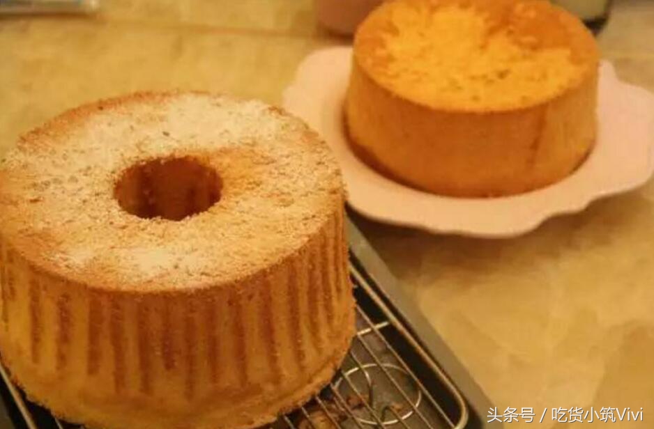 焙友蛋糕,戚风蛋糕烤完是湿的是什么原因