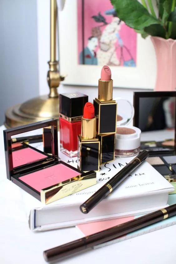 tomford最近哪一款口红比较火,tomford口红是最好用的吗