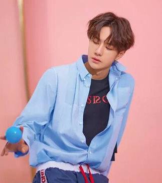 秋冬季日照清爽好打理的男生发型,男生韩式气垫烫发型