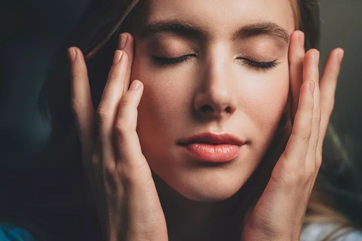 我今年11岁可是有黑眼圈怎么办,十岁女孩一直有黑眼圈怎么治好