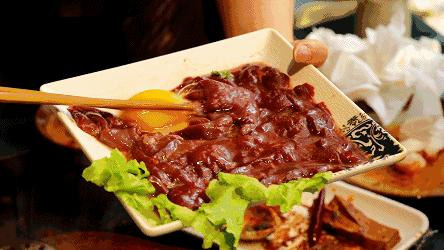 重庆凌晨还能够吃的火锅,凌晨两点才吃上第二顿饭