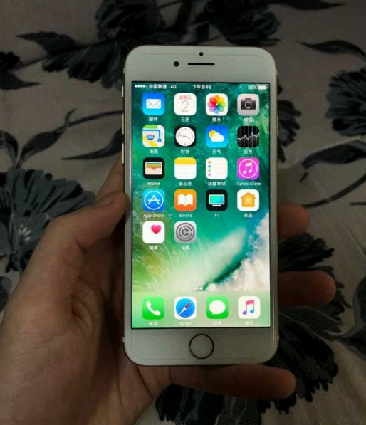 成色极品，这部卡贴的iPhone7只要两千块！性价比给力！