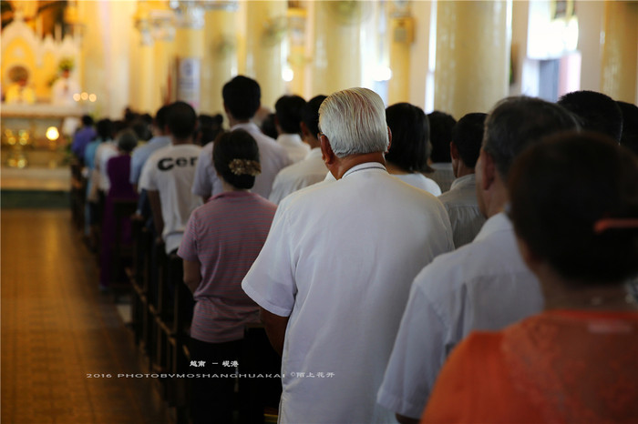 周末越南团进入东兴旅游,节假日去越南旅游怎么样