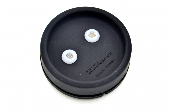 金属感十足的耳机,发光头戴式耳机测评