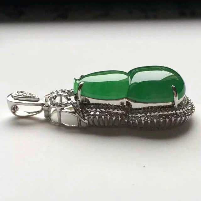 珠宝到底值不值得收藏 (珠宝中哪些合适收藏)