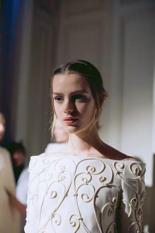 德国也有西施仙女，气质不输刘亦菲迪丽热巴！